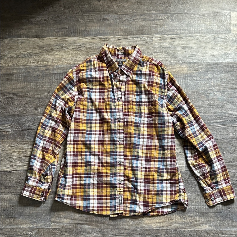 Eddie Bauer Men’s Button Up